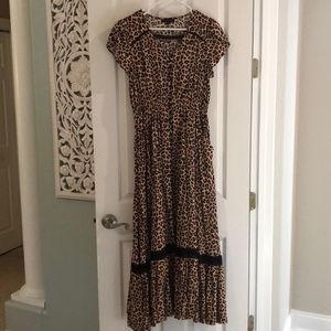 Gorgeous leopard print dress size M